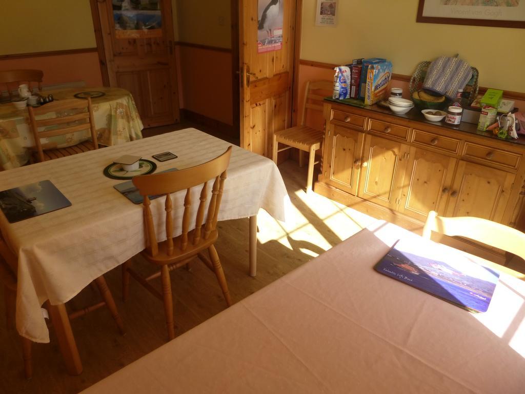 Ferryview B&B V23 X577 Cahersiveen Bagian luar foto