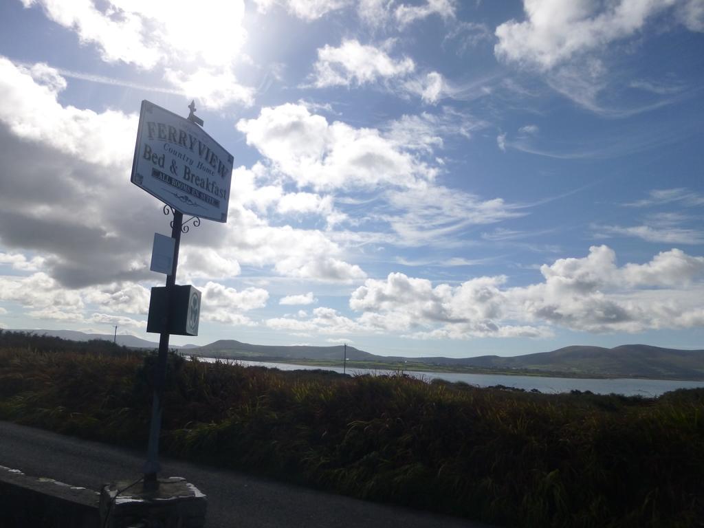 Ferryview B&B V23 X577 Cahersiveen Bagian luar foto